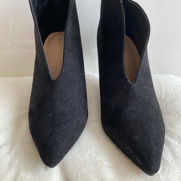 Zara Black suede booties Brand New - Picture 2 of 5